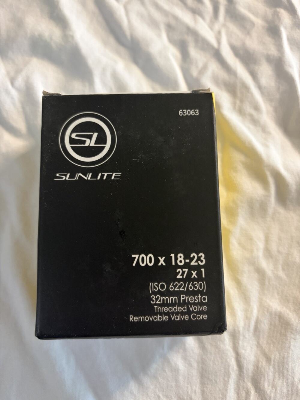 Sunlite 700 X 18-23 27 X 1 (ISO 622/630) 32mm Presta Threaded Valve